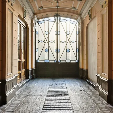 Sweet Flat Crocetta * Turin